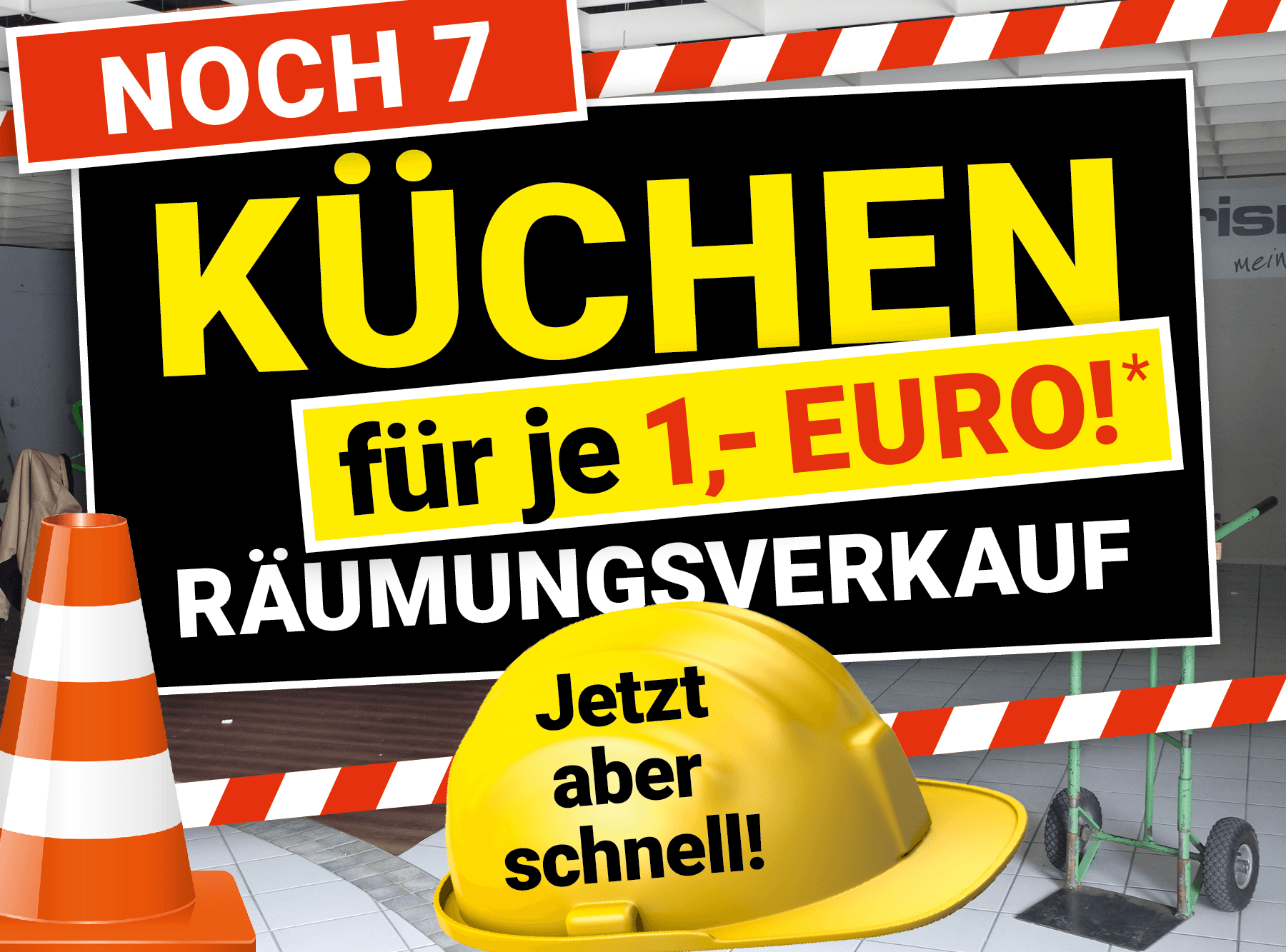 Mobiler Website-Banner mit schwarzem Aktionsfeld und Ausstellungsküche im Hintergrund. Schriftzug: „Küchen und Bäder müssen raus – Wir bauen für Sie um."